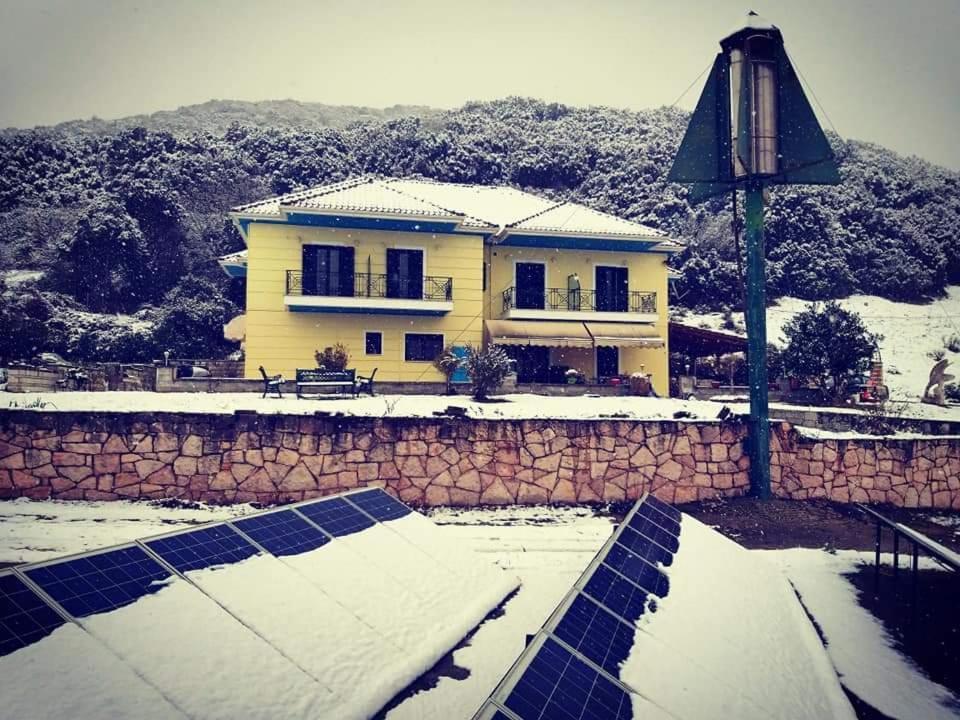 Guesthouse Bizani Neo Mpizani Eksteriør bilde